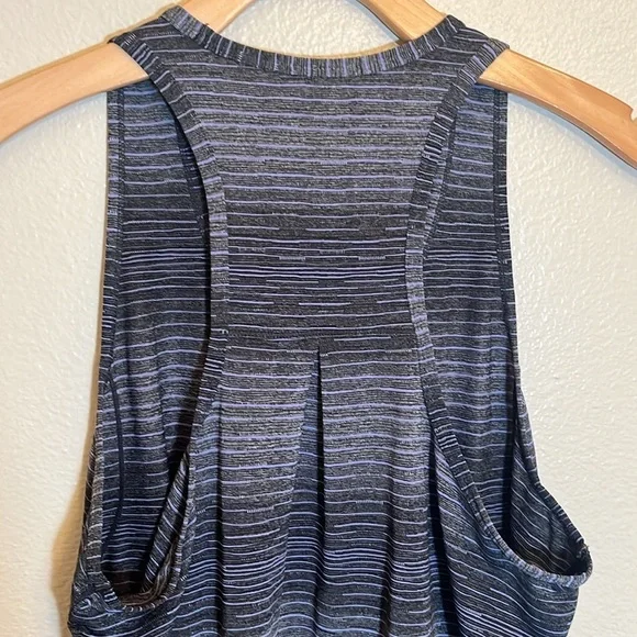 Kirkland Signature Athletic Tank Top - Picture 5 of 7